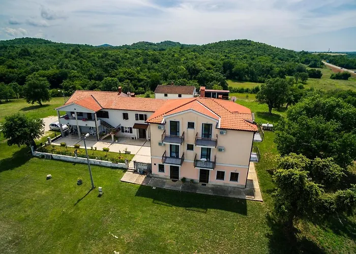 Διαμέρισμα Lovely House Lindi In *
