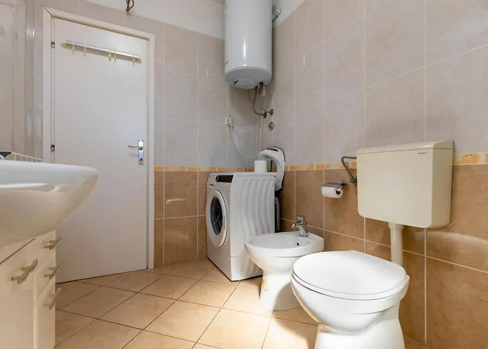 Διαμέρισμα Lovely House Lindi In