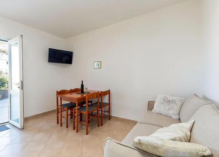 Διαμέρισμα Lovely House Lindi In Πόρετς