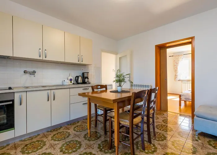 Διαμέρισμα Lovely House Lindi In