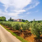 Lovely House Lindi In Appartamento Porec