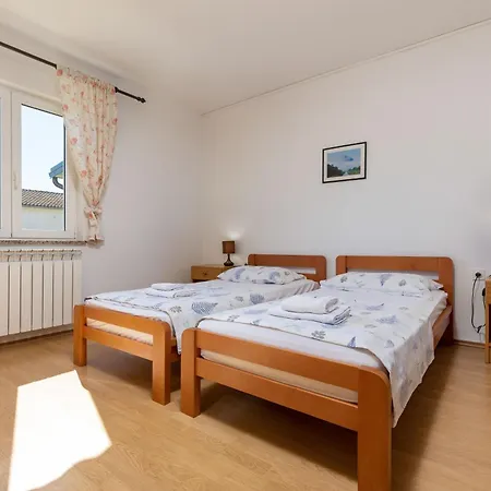 Daire Lovely House Lindi In