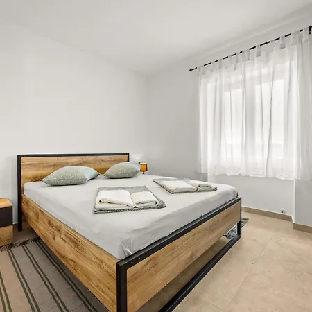 Appartamento Lovely House Lindi In Porec
