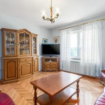 公寓 Lovely House Lindi In *